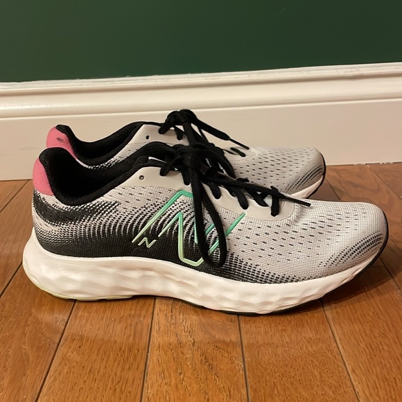 New Balance 520V8 Women’s Running Shoe size 8 Grey/black/teal/pink - Picture 4 of 11